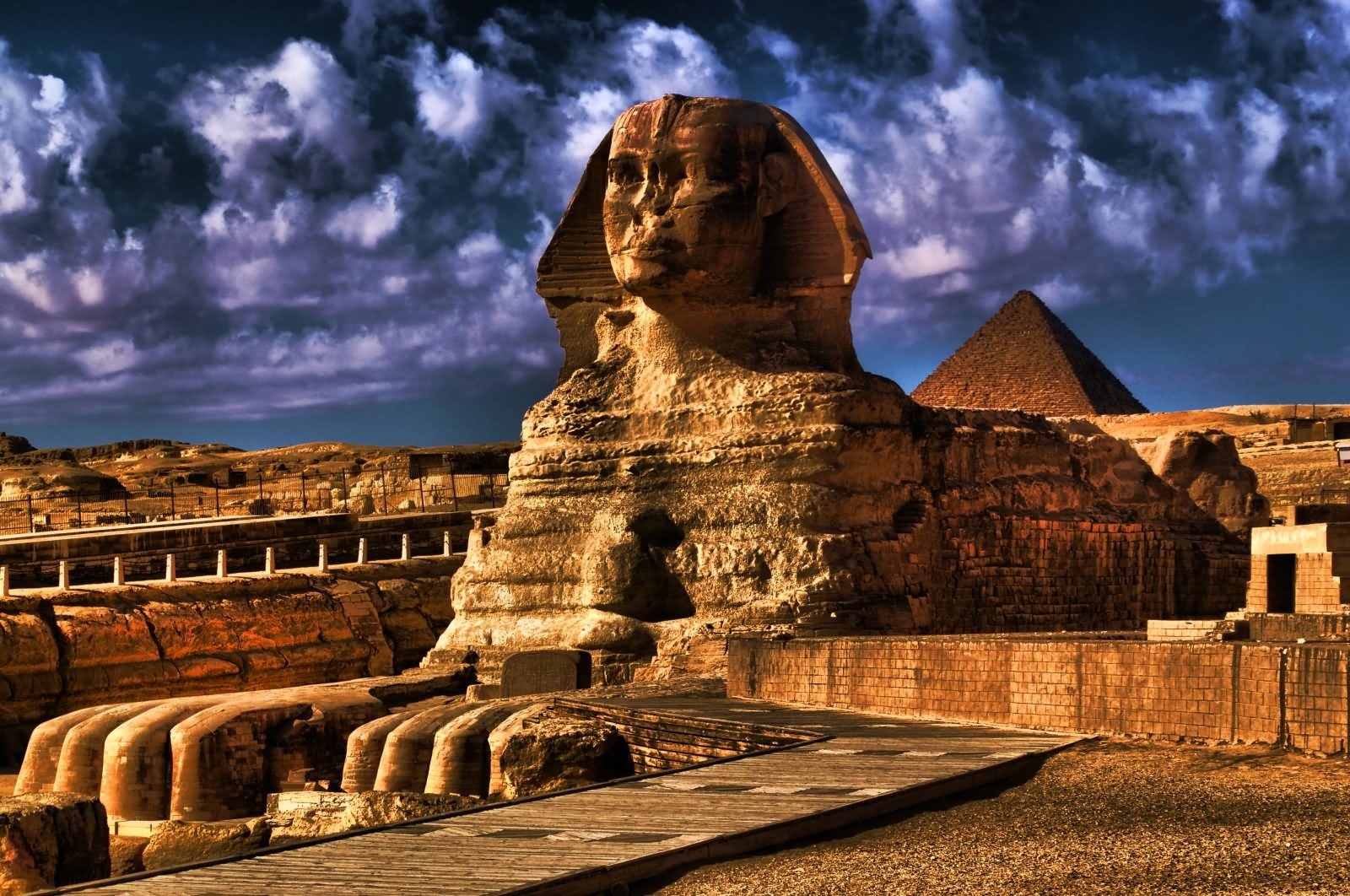 Giza Pyramids and Sakkara Tour