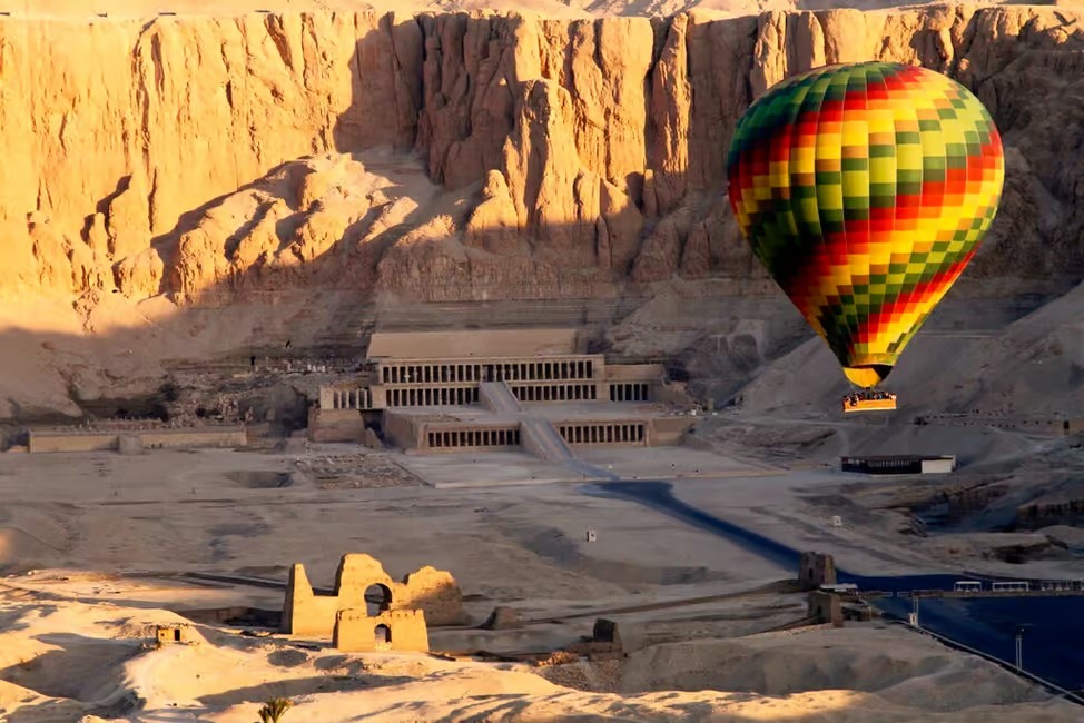 Premium Morning Hot Air Balloon Ride in Luxor – After Sunrise Adventure